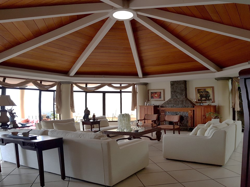 Casa en venta en la colonia Escalón, San Salvador. El Agente Immobiliario
